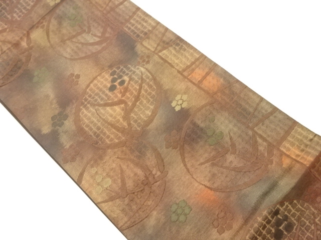 丸に梅・枝葉模様織出し袋帯